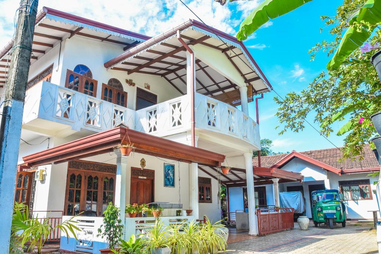Rashmi Homestay Балапития Экстерьер фото